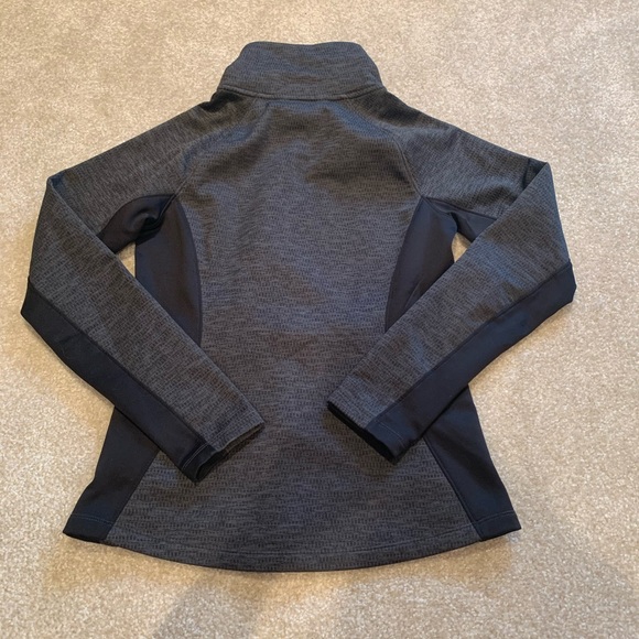 The North Face Zip-Up Black and Gray Jacket (XS) - Picture 2 of 5